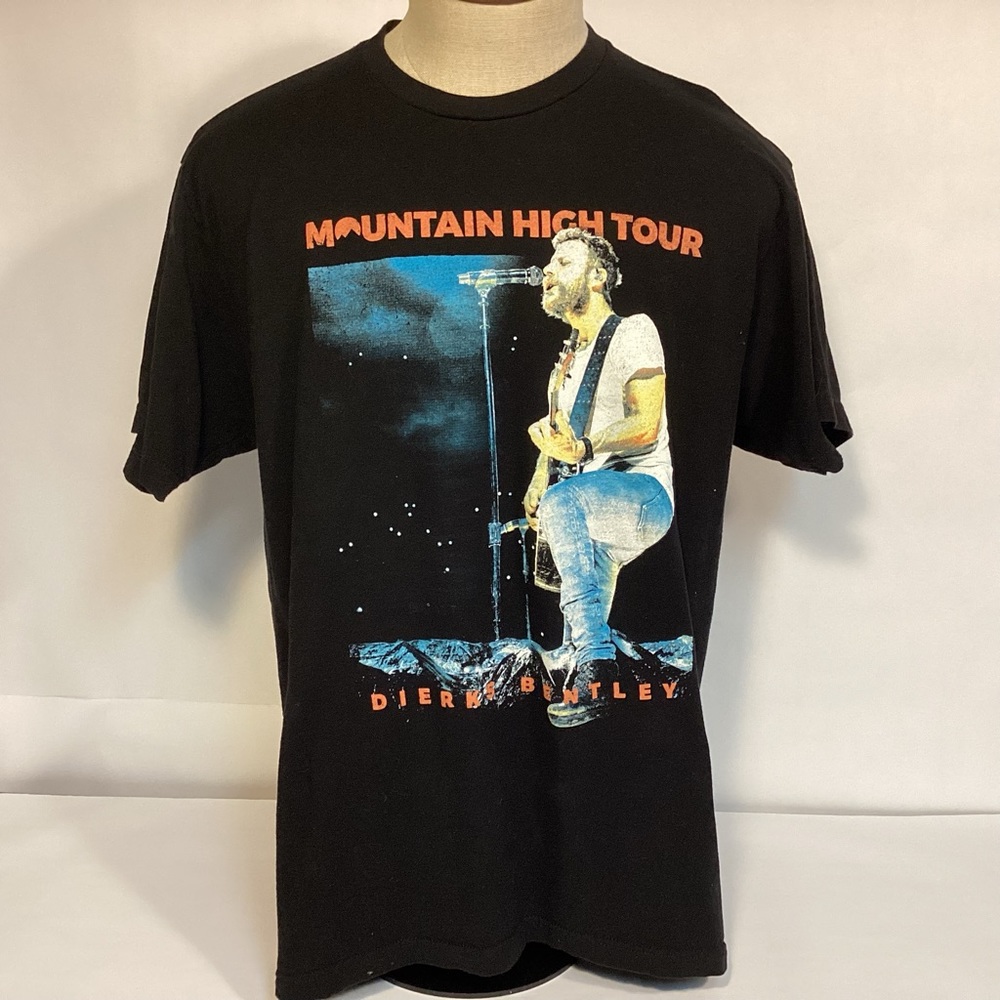 Dierks Bentley Mountain High Tour 2018 T-shirt size XL